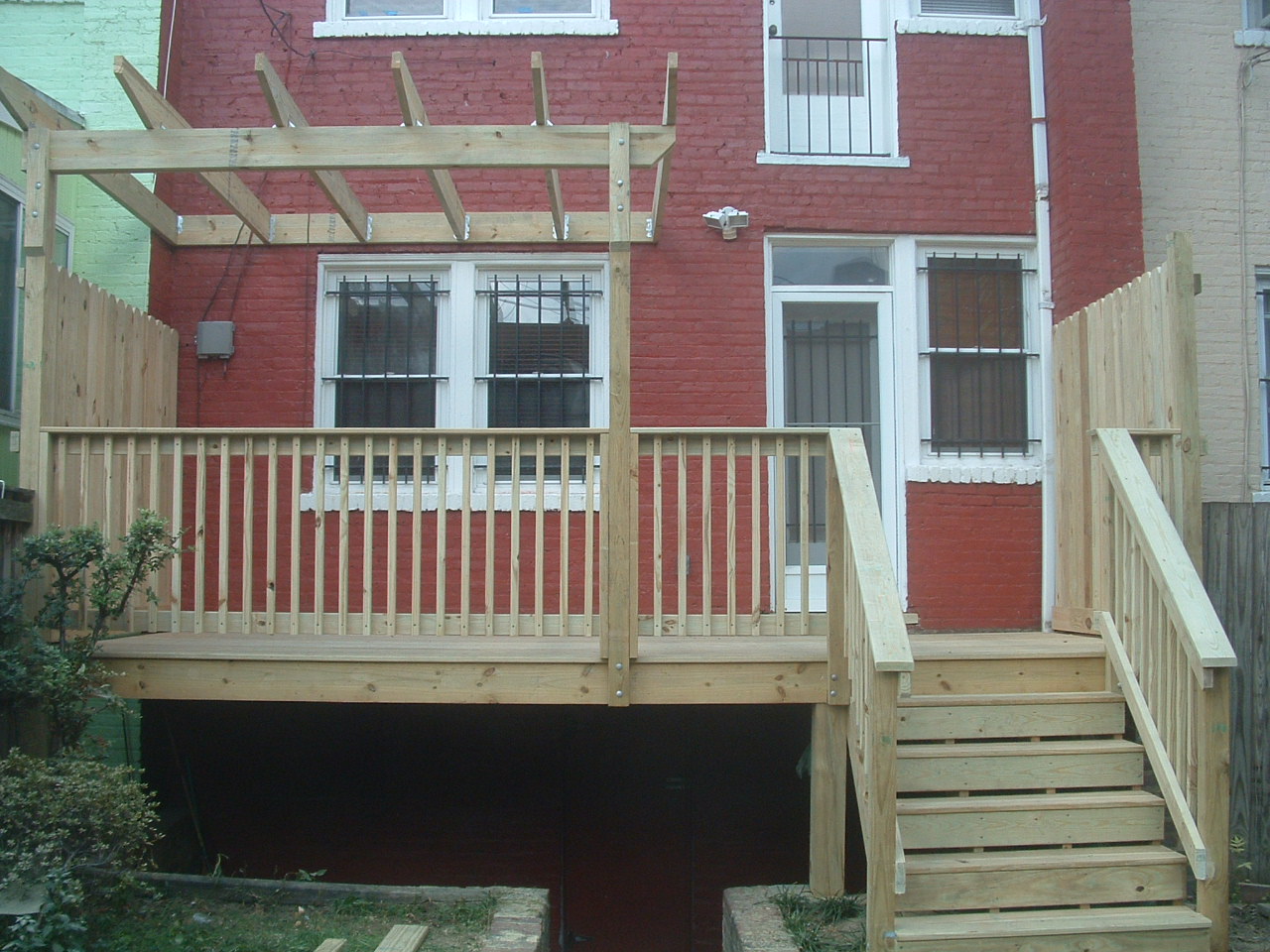 A Trellis Deck built by A&N contracting for a single family home.